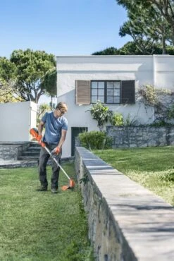 Husqvarna 115il Accu Trimmer Ex Accu 21 Husqvarna 115il Accu Trimmer Ex Accu -Husqvarna 967098801 18 Husqvarna20115iL20Graskant20trimmer